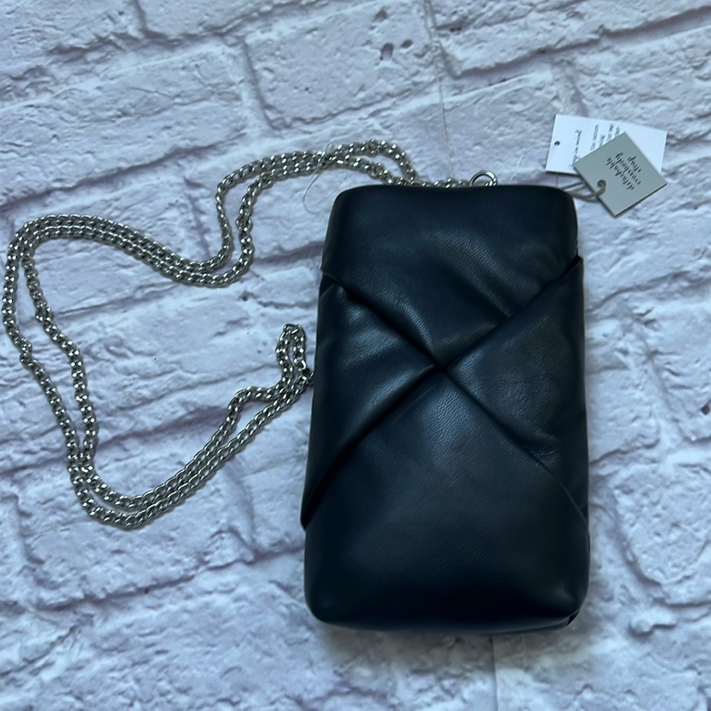 Black soft puffy crossbody with silver chain (detachable)